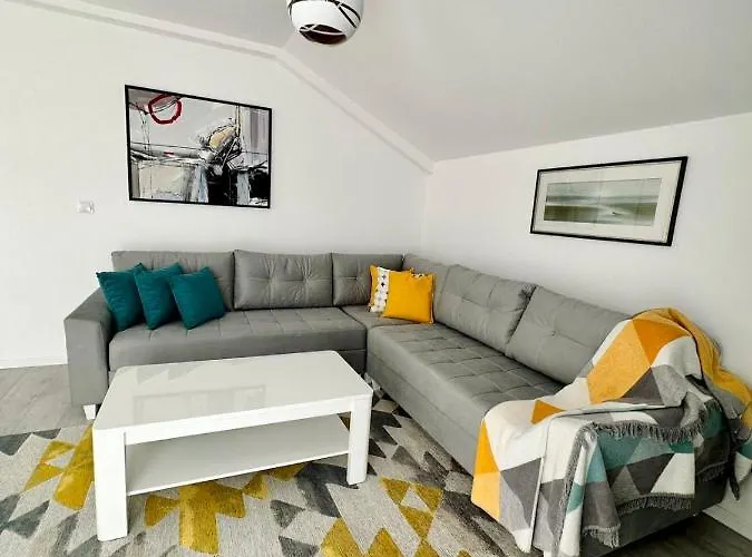 Lux Apartments Minja